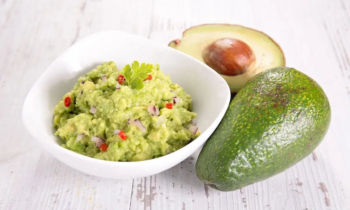 Jak uratować gorzkie guacamole i przywrócić mu smak