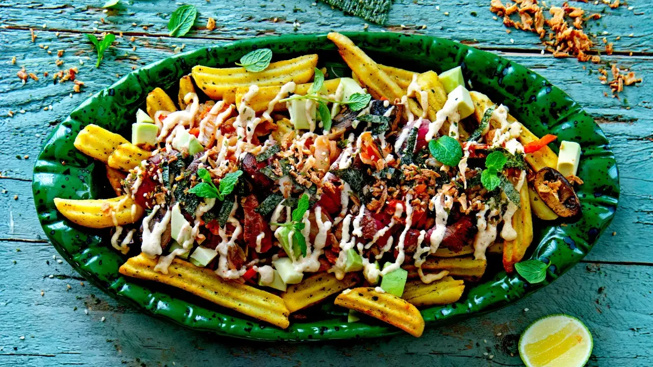 Loaded fries: Odkryj przepisy na frytki z dodatkami, które pokochasz!