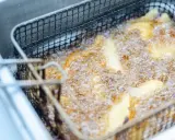 Jak sprawdzić temperaturę oleju bez termometru? 4 domowe triki!