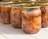 Jak zawekować sos z mięsem, aby uniknąć zepsucia i cieszyć się smakiem