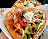 Kebab w cieście: Ile kalorii i jak go odchudzić? Poradnik.