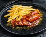 Sos curry do kiełbasy: sekret smaku lepszego niż Currywurst!
