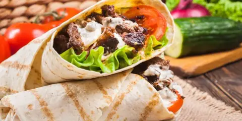 Ile kcal ma kebab na cienkim - zaskakujące fakty o kaloriach