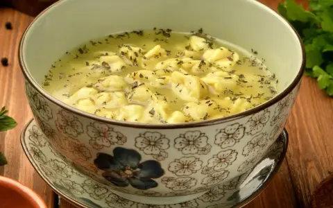 Przesolone frytki? Uratuj smak! 7 sposobów na kuchenną wpadkę