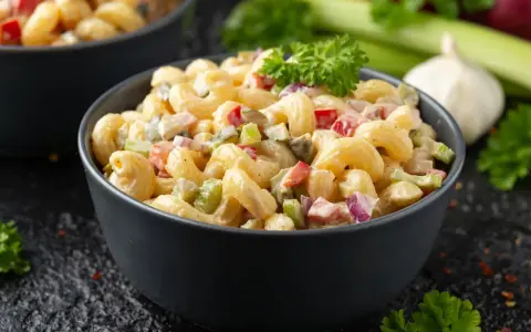 Keto Sałatka Big Mac: Jak zjeść burgera i pozostać w ketozie?