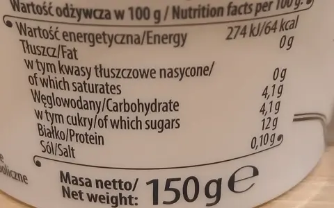 Informacja o wartościach odżywczych skyr: 64 kcal w 100g, 0g tłuszczu, 4,1g węglowodanów, 12g białka. Netto 150g.