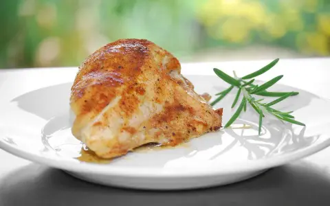 Ile kcal ma kurczak z rożna? Zaskakujące różnice w kaloriach!