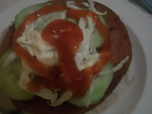 Dlaczego boczek w burgerze jest twardy? Zrób go chrupiącym!
