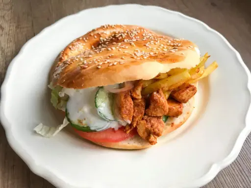 Jak zrobić łagodny sos arabski? Przepis na kebab jak z budki!