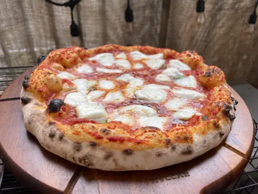 Pizza: Salami, Pepperoni, Chorizo Co wybrać i dlaczego?