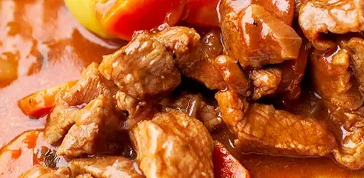 Jaka cielęcina na gulasz? Odkryj najlepsze kawałki mięsa