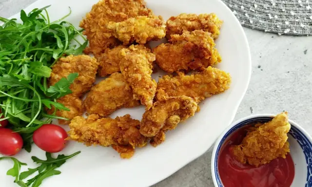 Chrupiący kurczak jak z KFC – idealny przepis na domowy smak