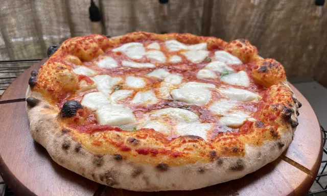 Pizza: Salami, Pepperoni, Chorizo Co wybrać i dlaczego?