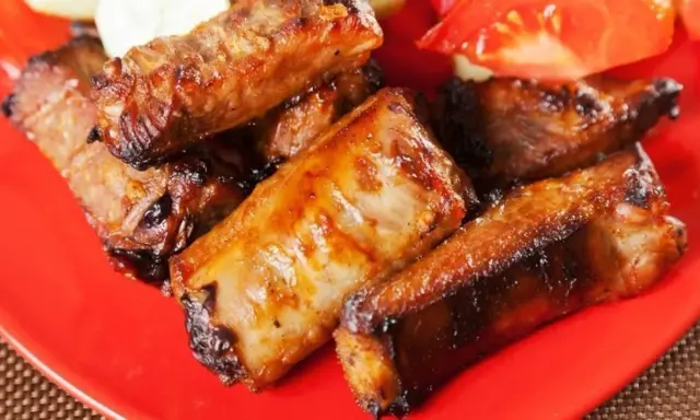 Żeberka BBQ "fall-off-the-bone": Mój przepis na idealną miękkość