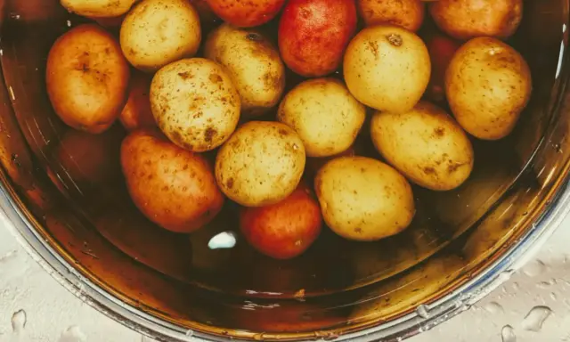 Nie obieraj! Młode ziemniaki na frytki ze skórką smak i zdrowie