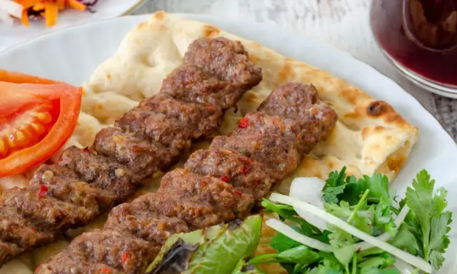 Kula mocy kebab co to? Poznaj skład i zagrożenia zdrowotne