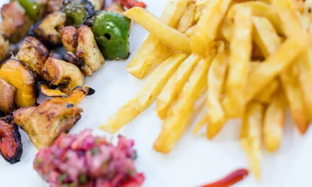 Kraftowe mięso kebab – co to znaczy i dlaczego warto je spróbować?