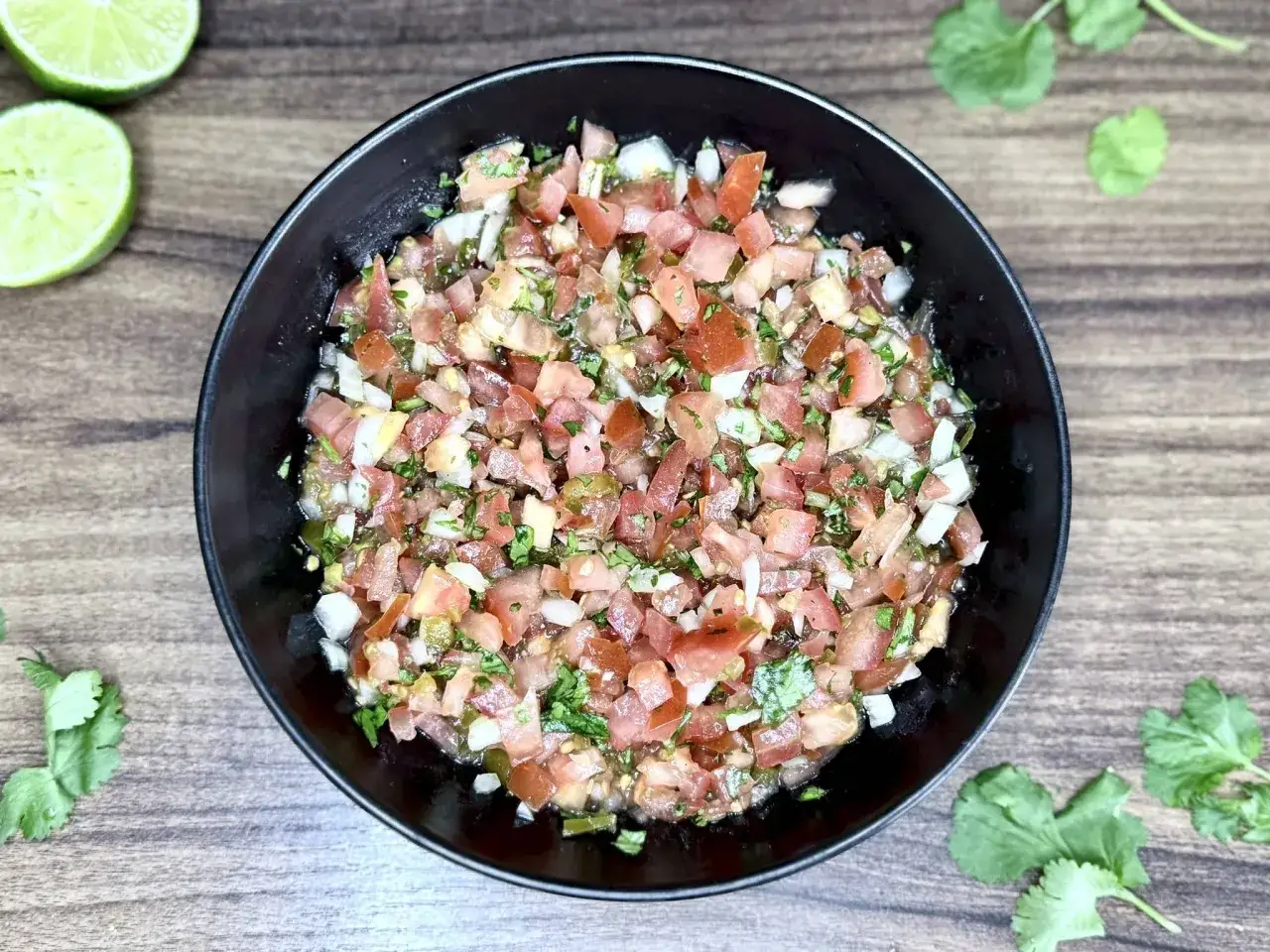 świeża salsa pico de gallo