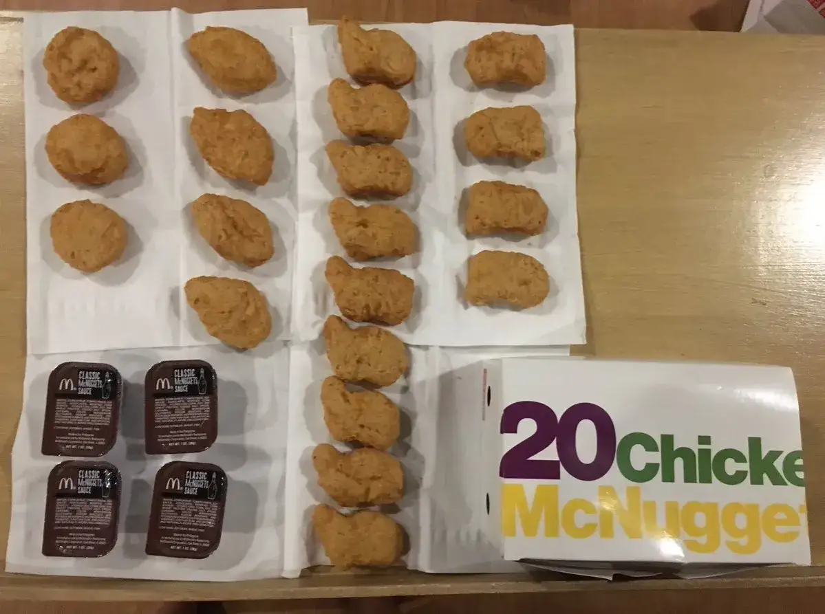 McDonald's McNuggets cztery kształty nazwy