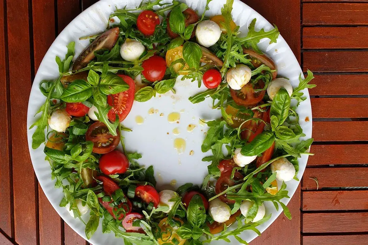Alternatywne dressingi do sałatki Caprese