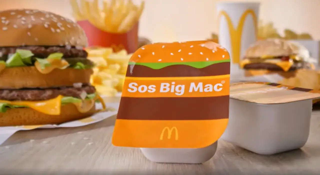 Sos Big Mac składniki na stole