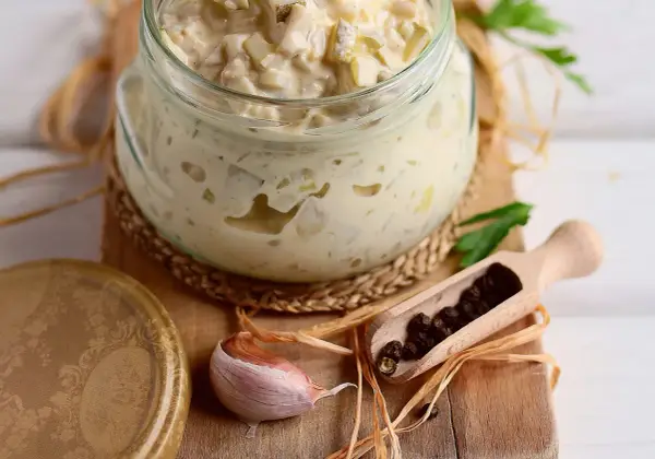 Sos tatarski do fast foodu? Sprawdź, czy to ma sens!